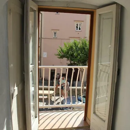 Camera Nella Roccia Pensión