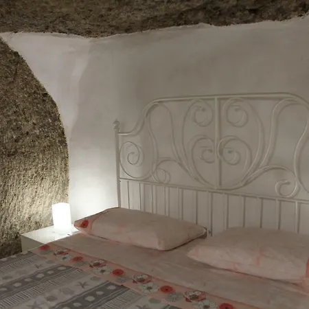 Pensión Camera Nella Roccia