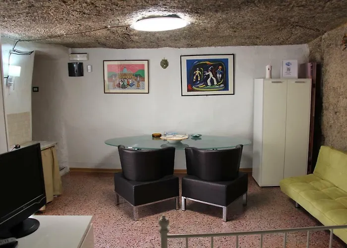 Pensjonat Camera Nella Roccia